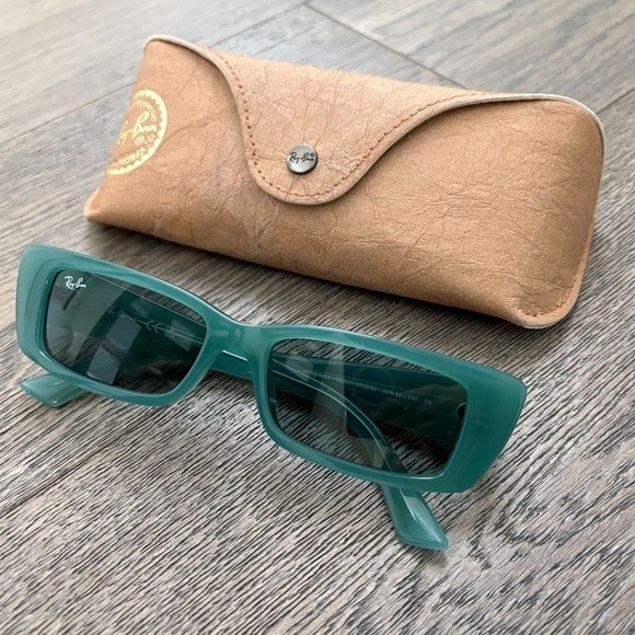 Ray Ban Teru Bio Based Green Frame Sunglasses - Picture 5 of 5
